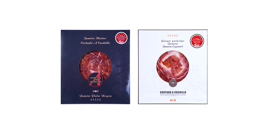 Rebanadas de jamón con etiqueta Roja de cerdo negro ibérico
